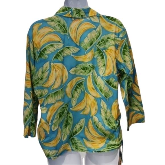 Cappagallo Side Ruched Hawaiian Banana Leaf Button Up Top - Picture 3 of 5